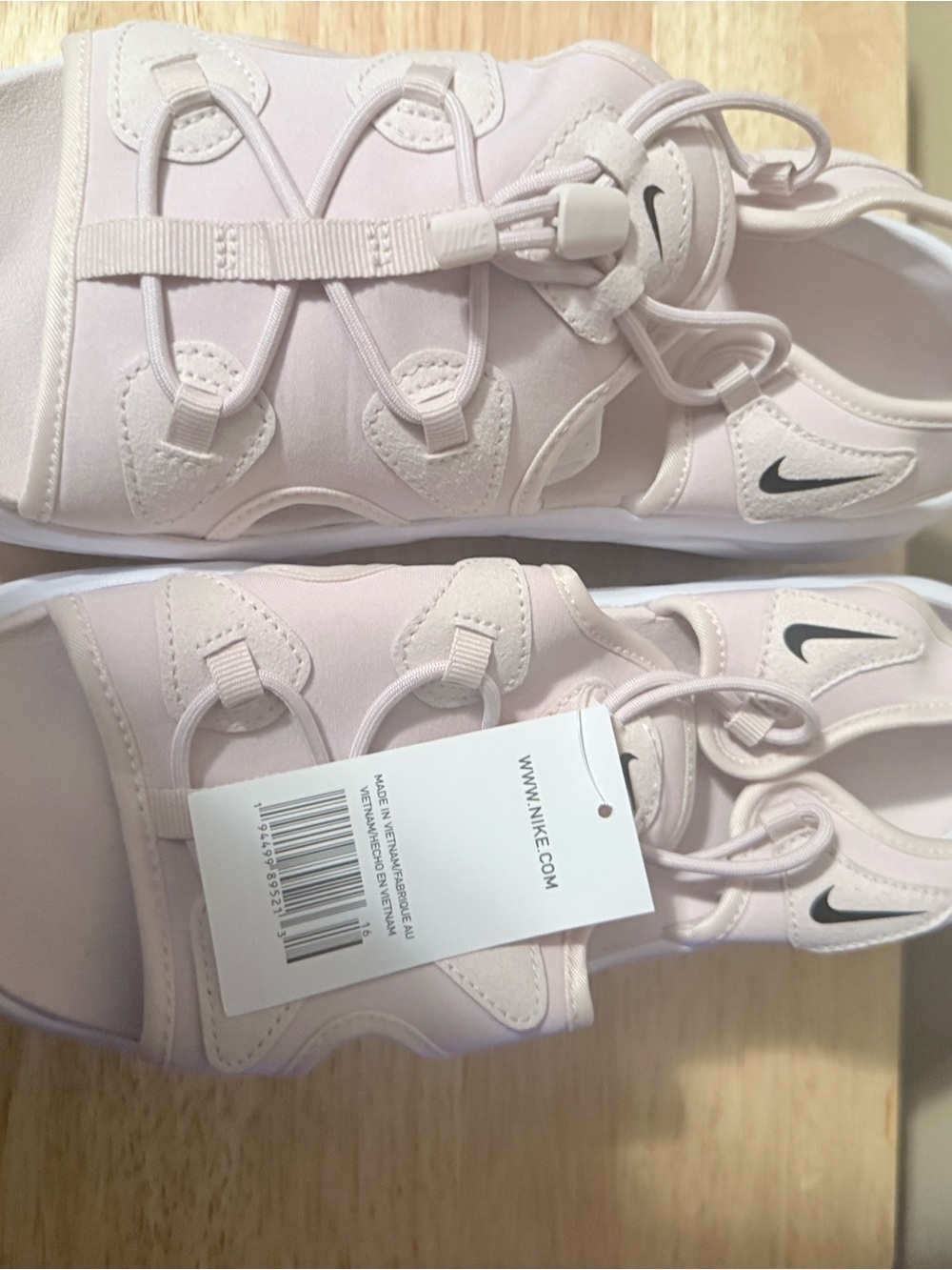 Nike Womens Air Max Koko Pink Sports Sandals with Adjustable Bungee